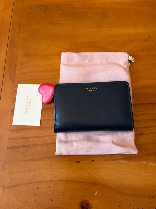 Radley London I Love You Medium Bifold - Picture 2 of 8